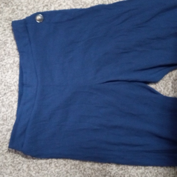 🌟🌟Free shoes🌟🌟 with purchase of Women's Apt.9 wide leg pants - Picture 2 of 9